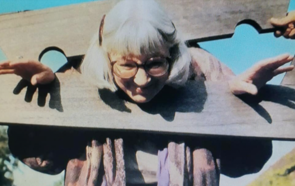 Doreen-in-stocks-while-smiling